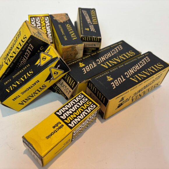 Lot of 11 Sylvania Vintage Electronic Tubes Untested - Picture 8 of 8
